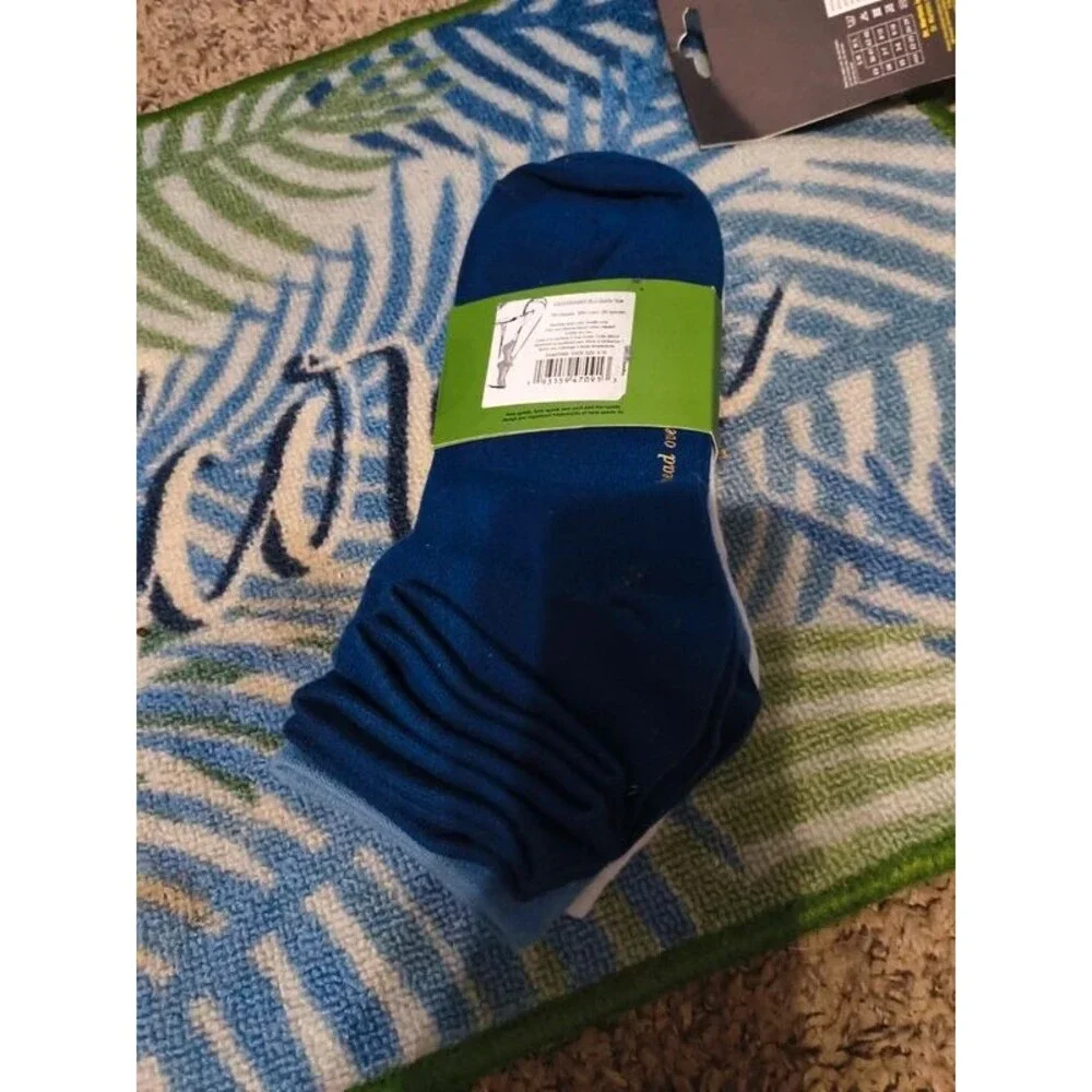NWT Kate Spade New York Quarter Socks 💚